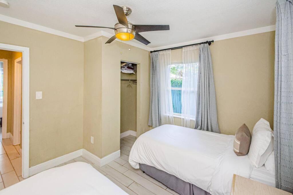 タンパ Beautiful Pool House In Old Seminole Heights!ヴィラ エクステリア 写真